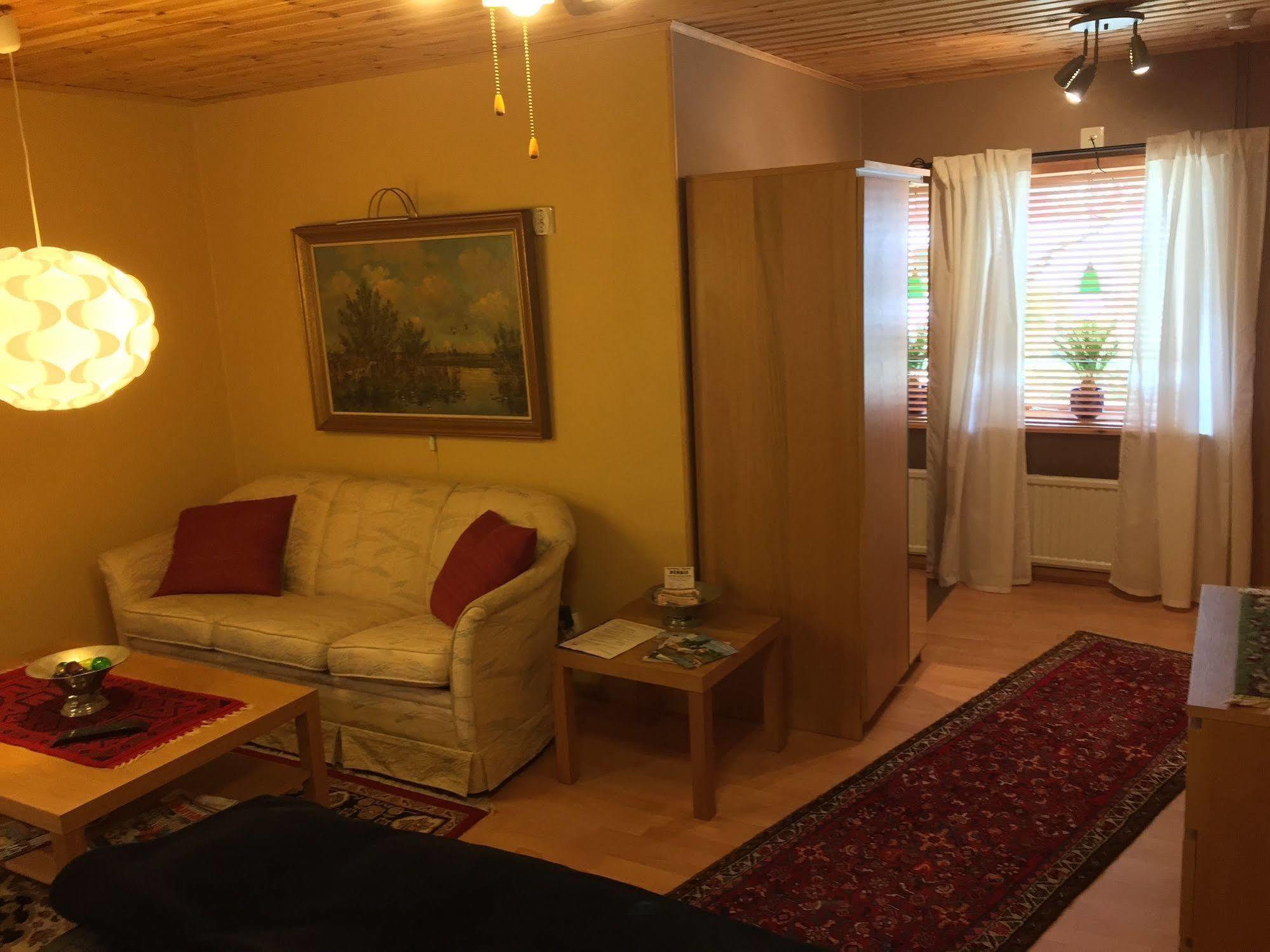 Mattisgarden Bed & Breakfast Эстра-Юнгбю Экстерьер фото