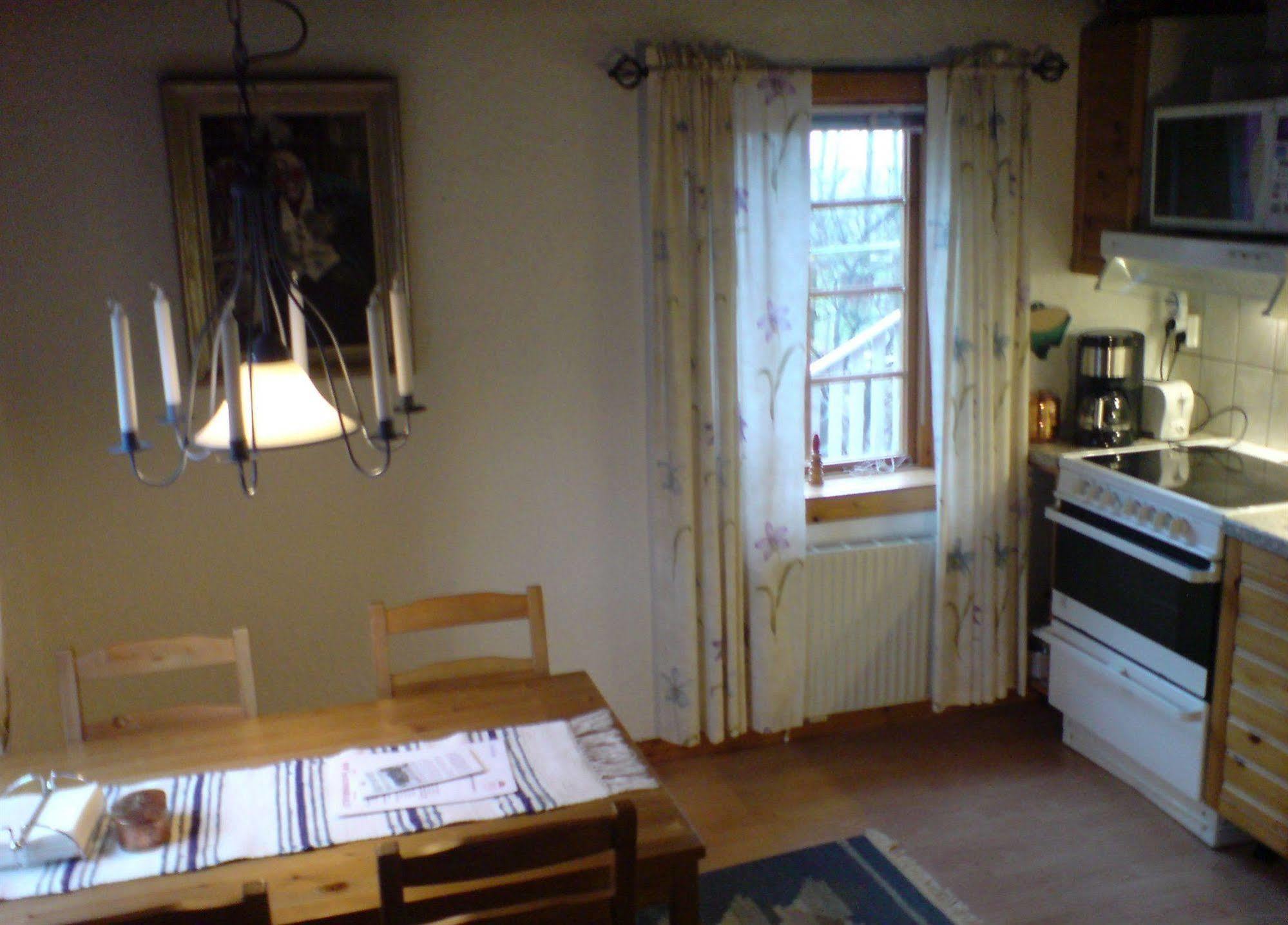 Mattisgarden Bed & Breakfast Эстра-Юнгбю Экстерьер фото