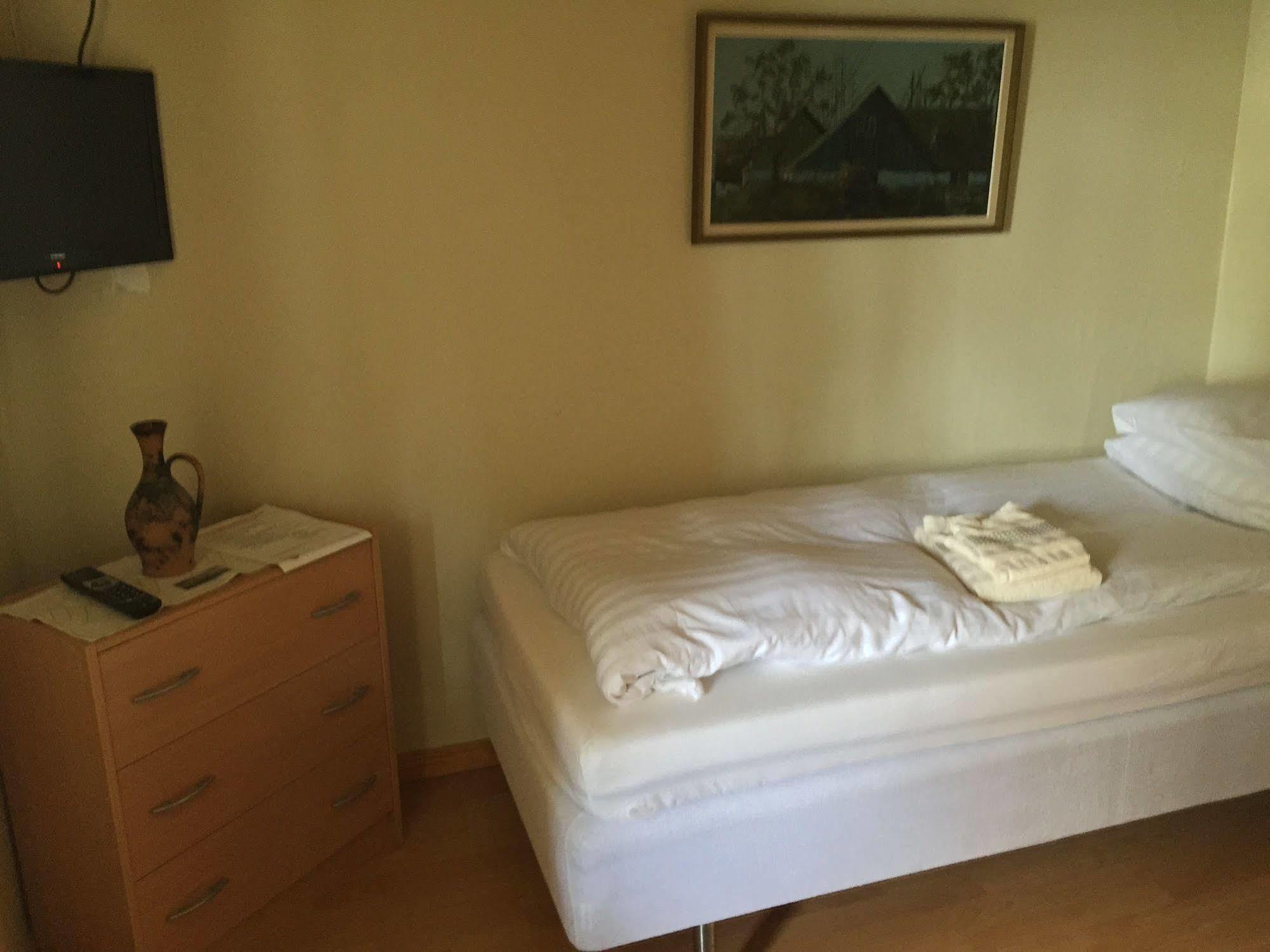 Mattisgarden Bed & Breakfast Эстра-Юнгбю Экстерьер фото